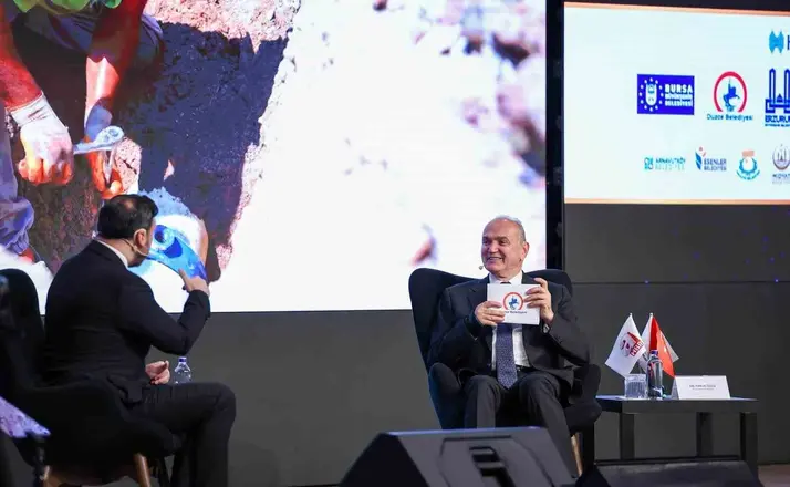 Başkan Özlü Marka Şehirler Zirvesinde Düzce’yi anlattı
