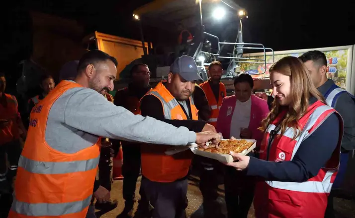 Başkan Vekili Büşra Özdemir: "Antalya’da asfalt seferberliği başlattık"
