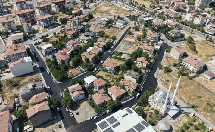 Battalgazi’de yollar asfaltla yenileniyor 