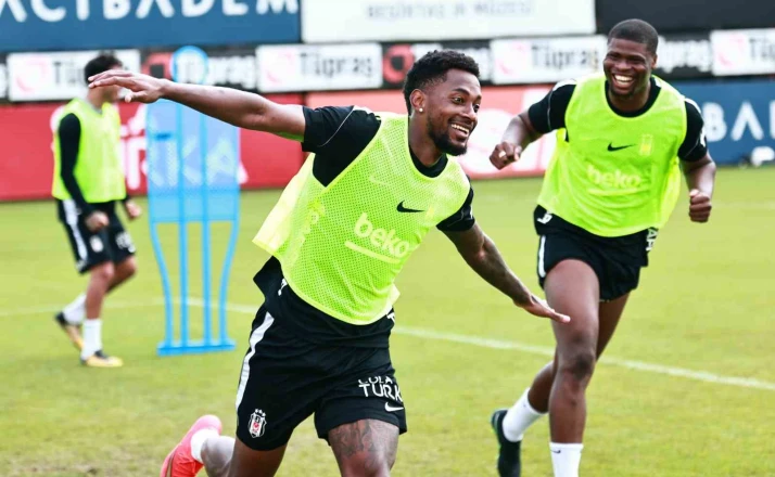 Beşiktaş’ta Hradec Kralove maçı hazırlıkları devam etti 
