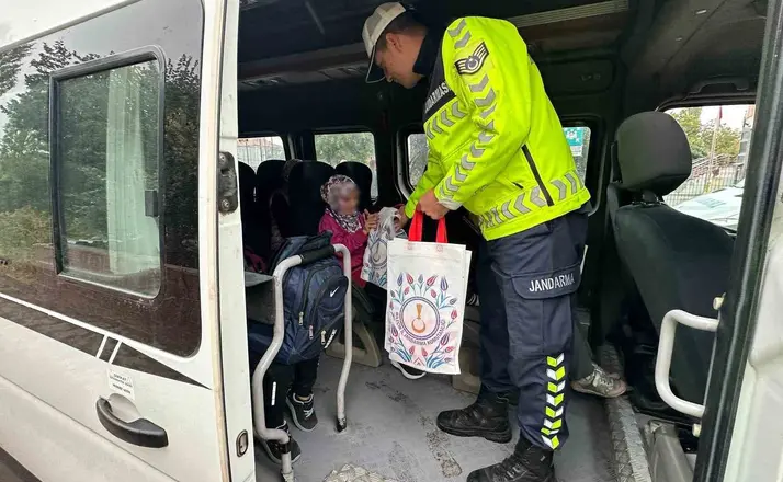 Bilecik’te okul çevreleri ve servis araçları denetlendi
