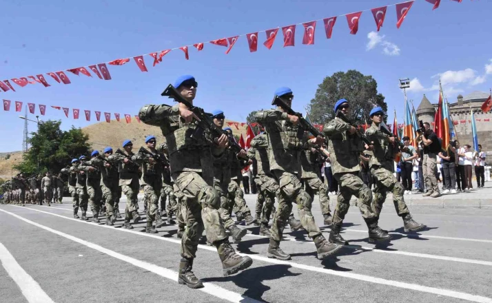 Bitlis’in kurtuluşunun 110. yıl dönümü törenlerle kutlandı 