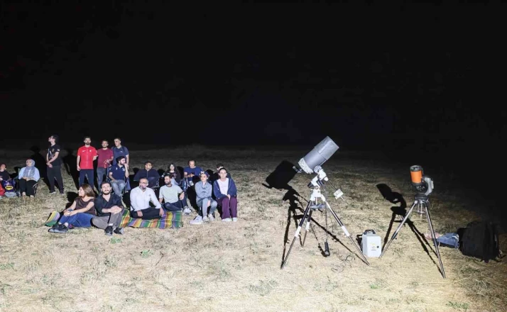 Bitlis’te uzayseverler haftayı gökyüzünü izleyerek geçirdi 
