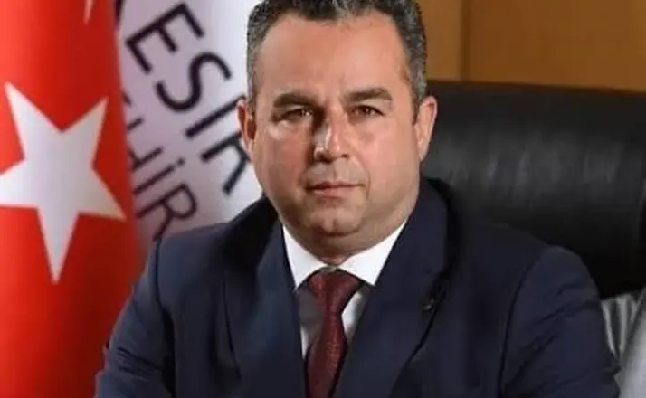 Burhaniye’de Büyükşehir Koordinatörü Yazgan görevinden ayrıldı
