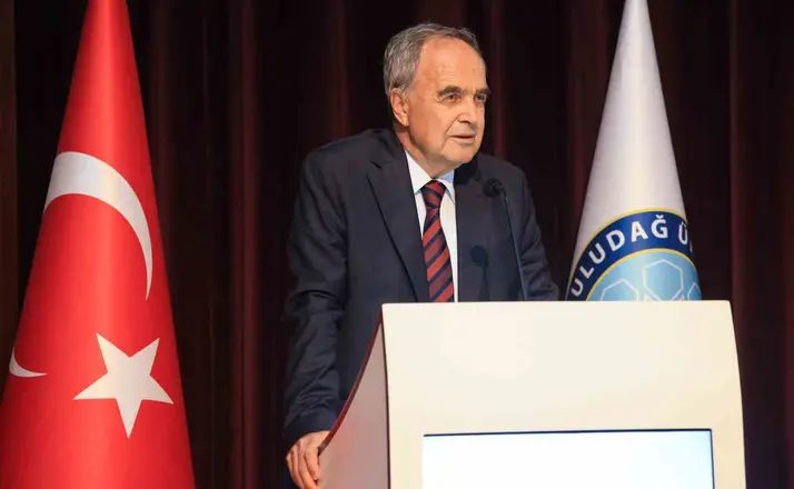 BUÜ Tıp Fakültesinde yeni eğitim-öğretim yılı ilk ders töreniyle başladı
