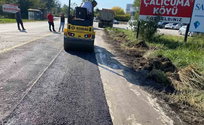 Çalıcuma köyünde asfalt yama çalışmaları tamamlandı
