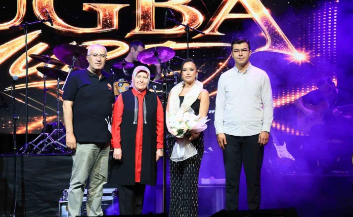 Çameli Kültür ve Doğa Sporları Festivali Tuğba Yurt konseriyle final yaptı 