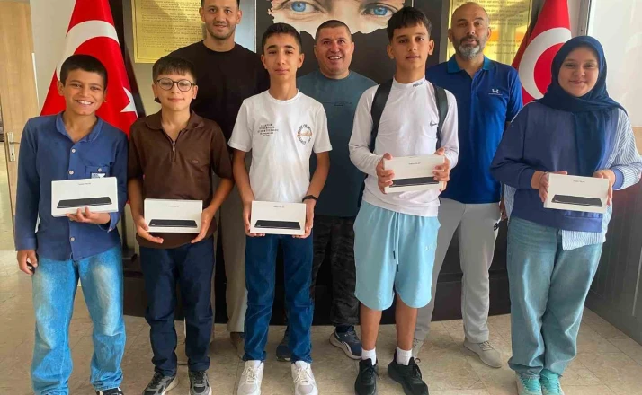 Çameli’de başarılı öğrenciler ödüllerle uğurlandı 