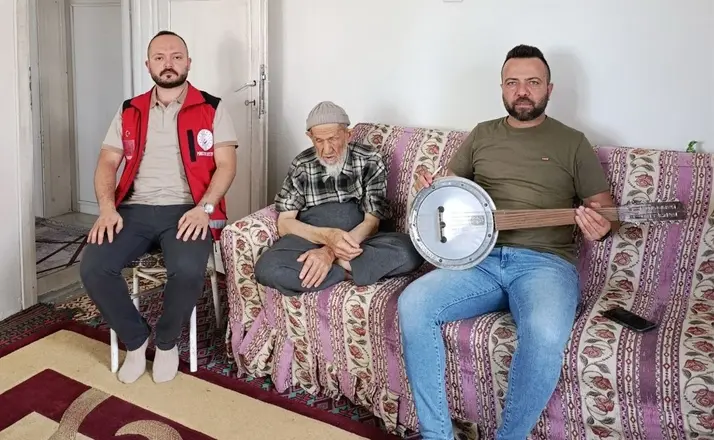 Çınarlara Vefa Projesi’nde cümbüş ve uzun hava sürprizi
