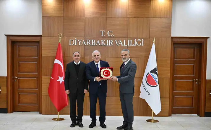 Doğan, sendikacılıkta gönül köprüleri kuruyor
