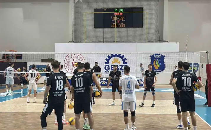 Dursun Ali Arslan anısına düzenlenen turnuvada ilk gün heyecanı
