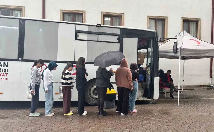 Düzce’de öğrencilerden anlamlı kan bağışı desteği
