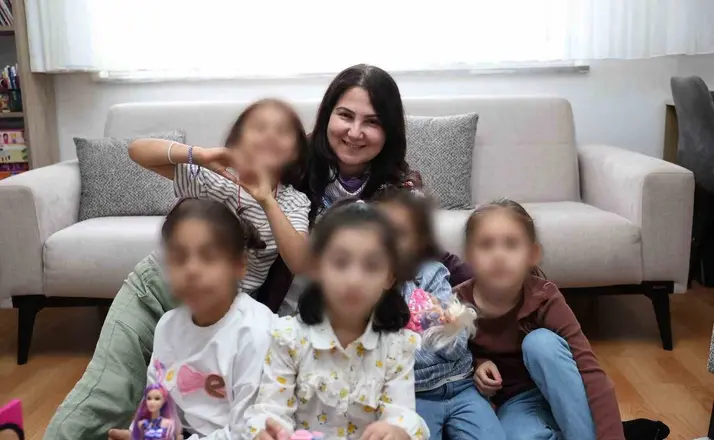 Elif Makas’tan devlet korumasındaki çocuklara yakın ilgi

