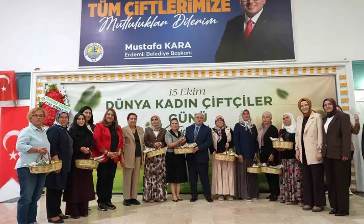 Erdemli ‘de özel programla kadın çiftçiler misafir edildi

