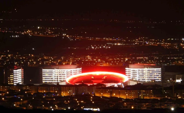 Erzurum Şehir Hastanesi’nde mesai dışı gece polikliniği 