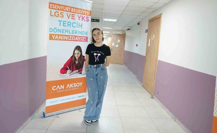 Esenyurt Belediyesi Sürekli Eğitim Merkezi öğrencilerinden üstün başarı 