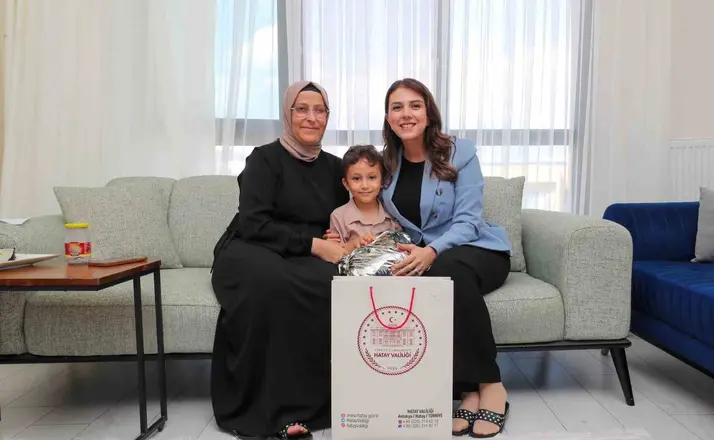 Esra Masatlı, Yüreğimizdeki Işık Projesi kapsamında ailelerle bir araya geldi
