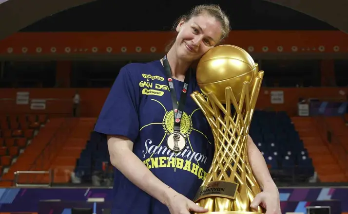 Fenerbahçe, Emma Meesseman ile sözleşme yeniledi
