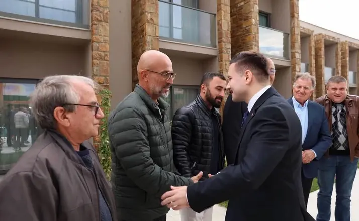 Gökçeada’da Kaymakam Acar ile muhtarlar bir araya geldi
