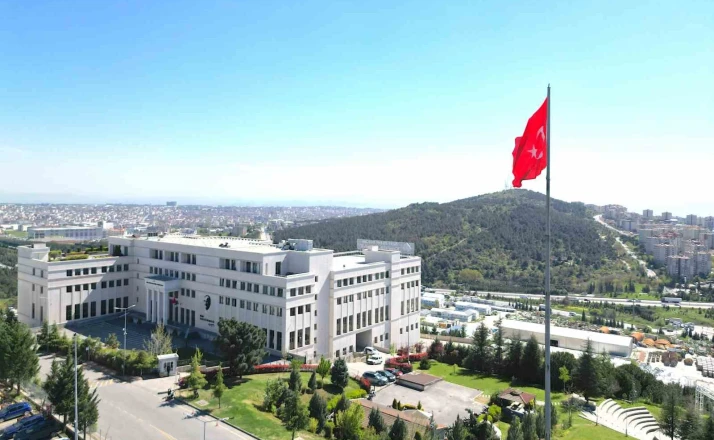 Hem üniversiteye hem mesleğe hazırlık 