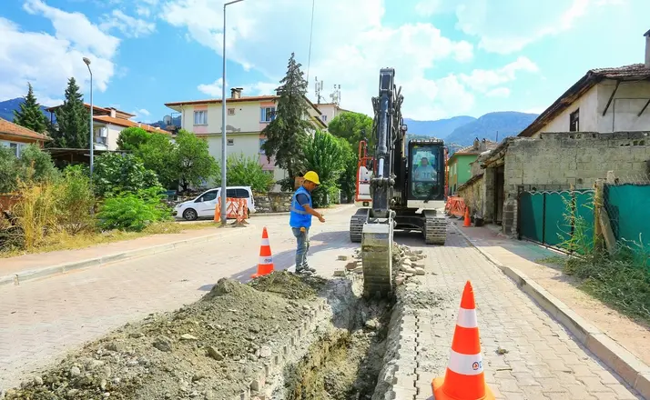 Honaz’da asbestli borular devre dışı bırakılıyor
