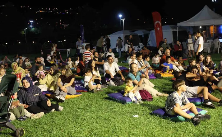 Hüdavendigar Kent Parkı’nda bilim dolu gece
