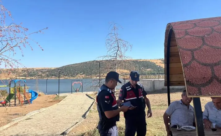 Jandarma mesire alanlarında denetim yaptı
