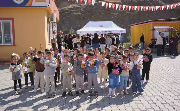 Kahta Belediyesi’nden anlamlı etkinlik
