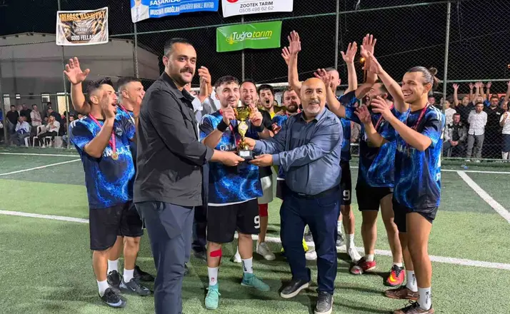 Karacören Futbol Turnuvası’nda şampiyon Dalama Spor oldu
