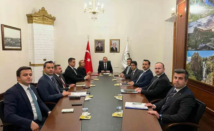Kars’ta mülki idare amirleri toplantısı yapıldı
