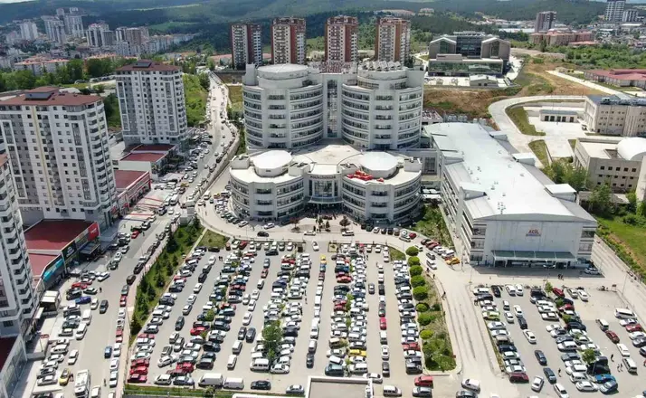 Kastamonu’da karbonmonoksit gazından etkilenen 12 işçi hastaneye kaldırıldı
