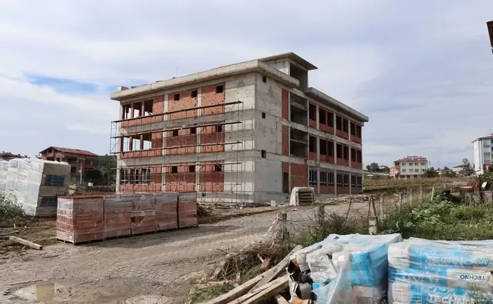 Kavak’a 16 derslikli ortaokul

