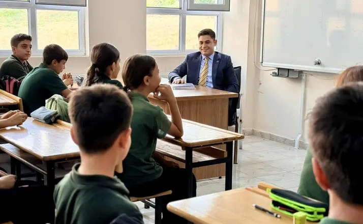 Kaymakam Bağış öğrencilerle bir araya geldi
