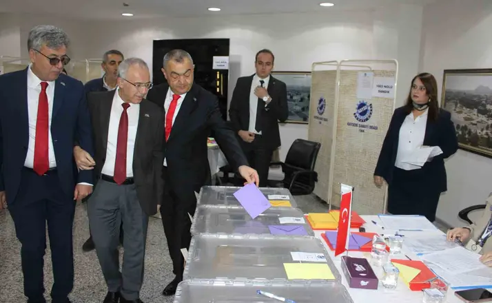 Kayseri Sanayi Odası’nda seçim heyecanı
