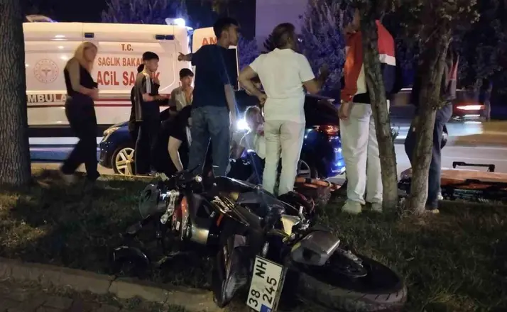 Kayseri’de otomobille motosiklet çarpıştı: 1 yaralı
