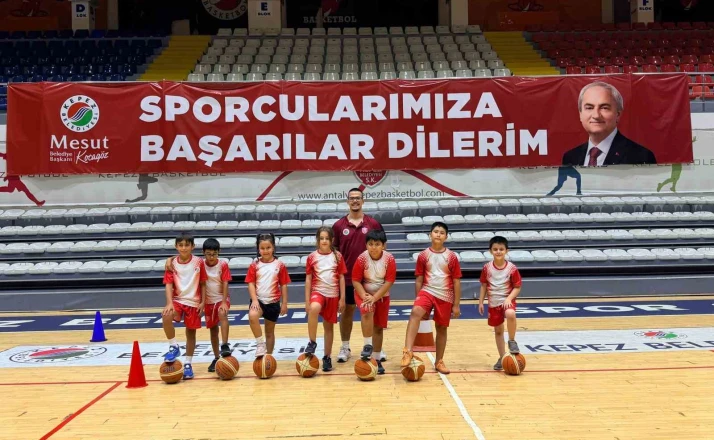 Kepez’de spor dolu yaz tatili 