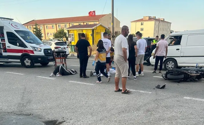 Keşan’da otomobil ile motosiklet çarpıştı: 2 yaralı
