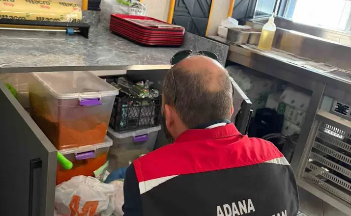 Kozan’da okul çevrelerinde gıda denetimi
