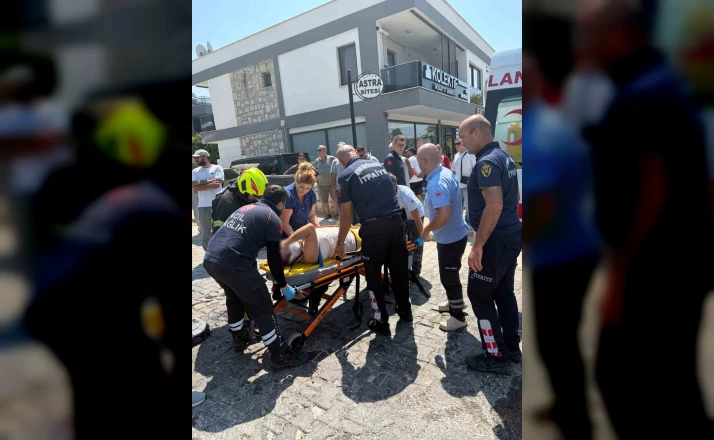 Kuşadası’ndaki kazada ters dönen otomobilin sürücü yaralandı 