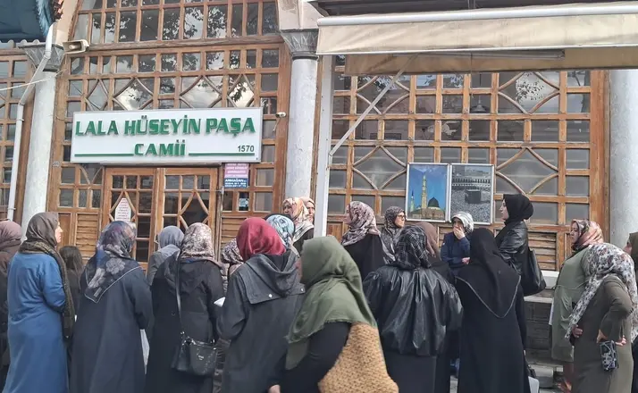 Kütahya Aile Derneği üyelerinden tarihi mekanlara ziyaret
