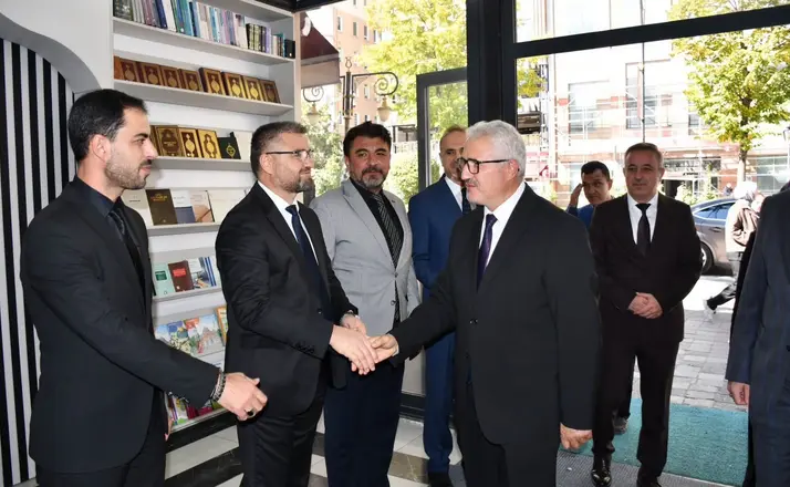 Kütahya İl Müftüsü Hasan İzmirli görevine başladı
