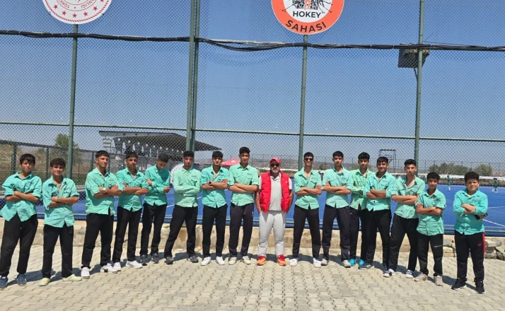 Malatya hokeyde Türkiye 4’üncüsü oldu 