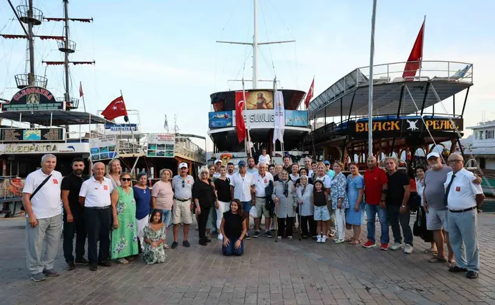 Marmaris’te gazilere tekne turu
