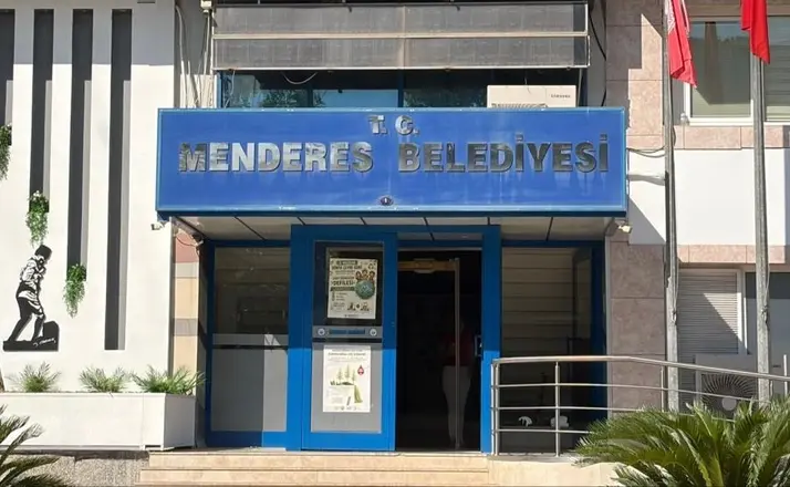 Menderes Belediyesi yolsuzluk operasyonunda ikinci dalga: Eski Başkanvekili gözaltında
