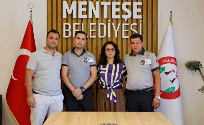 Menteşe’de Bayrak saldırısının şüphelisi belediye güvenliğinin dikkatiyle yakalandı 