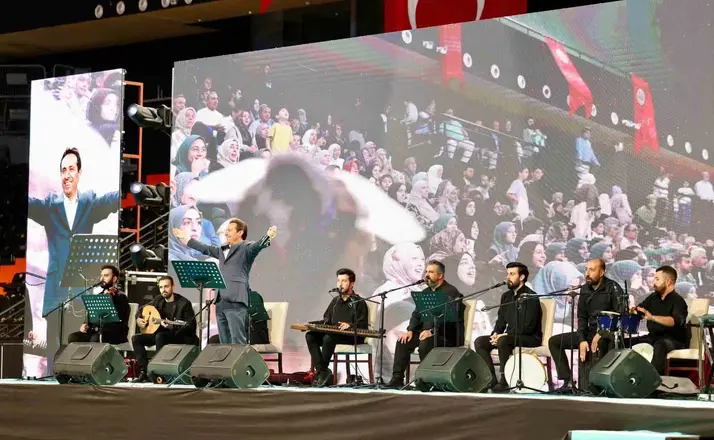 Mersin’de naat ve kasidelerle Peygamber sevgisi dile getirildi
