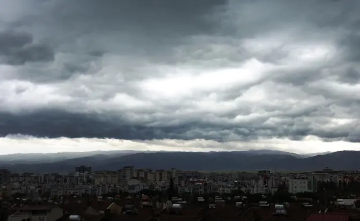 Meteorolojiden kuvvetli sağanak yağış uyarısı
