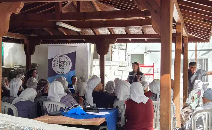 Muğla Büyükşehir sağlık ekibi sahada
