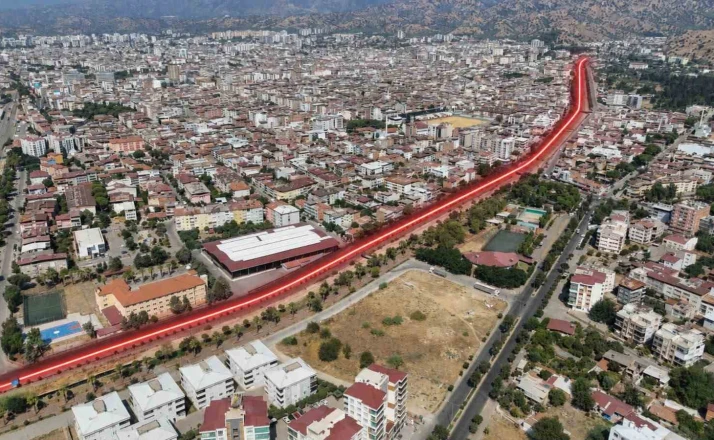 Nazilli 372 sokaktaki 10 bin metrekarelik asfalt çalışması tamamlandı 