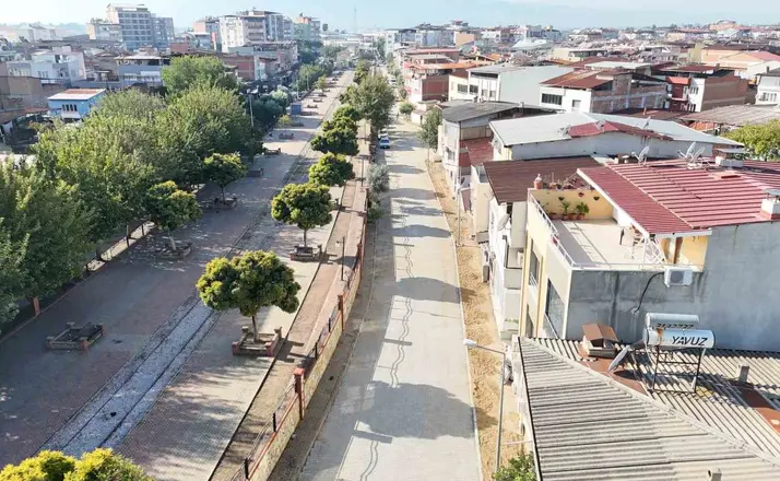 Nazilli Belediyesi’nin yol çalışmaları sürüyor
